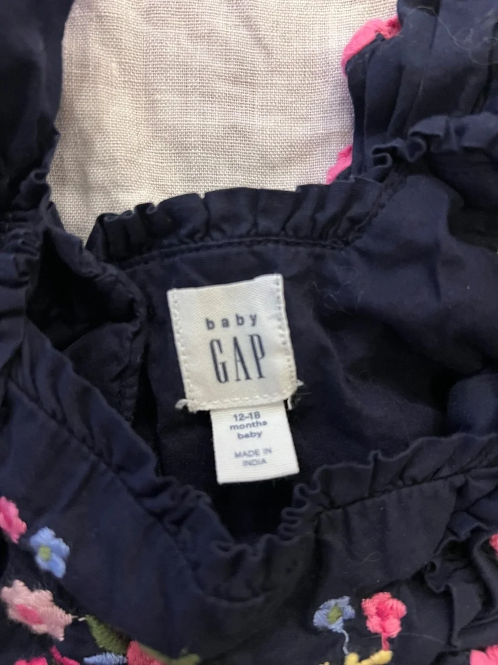 GAP floral embroidered